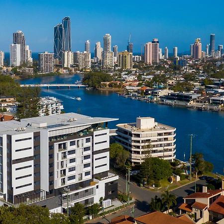 Peninsular Gold Coast Aparthotel Buitenkant foto