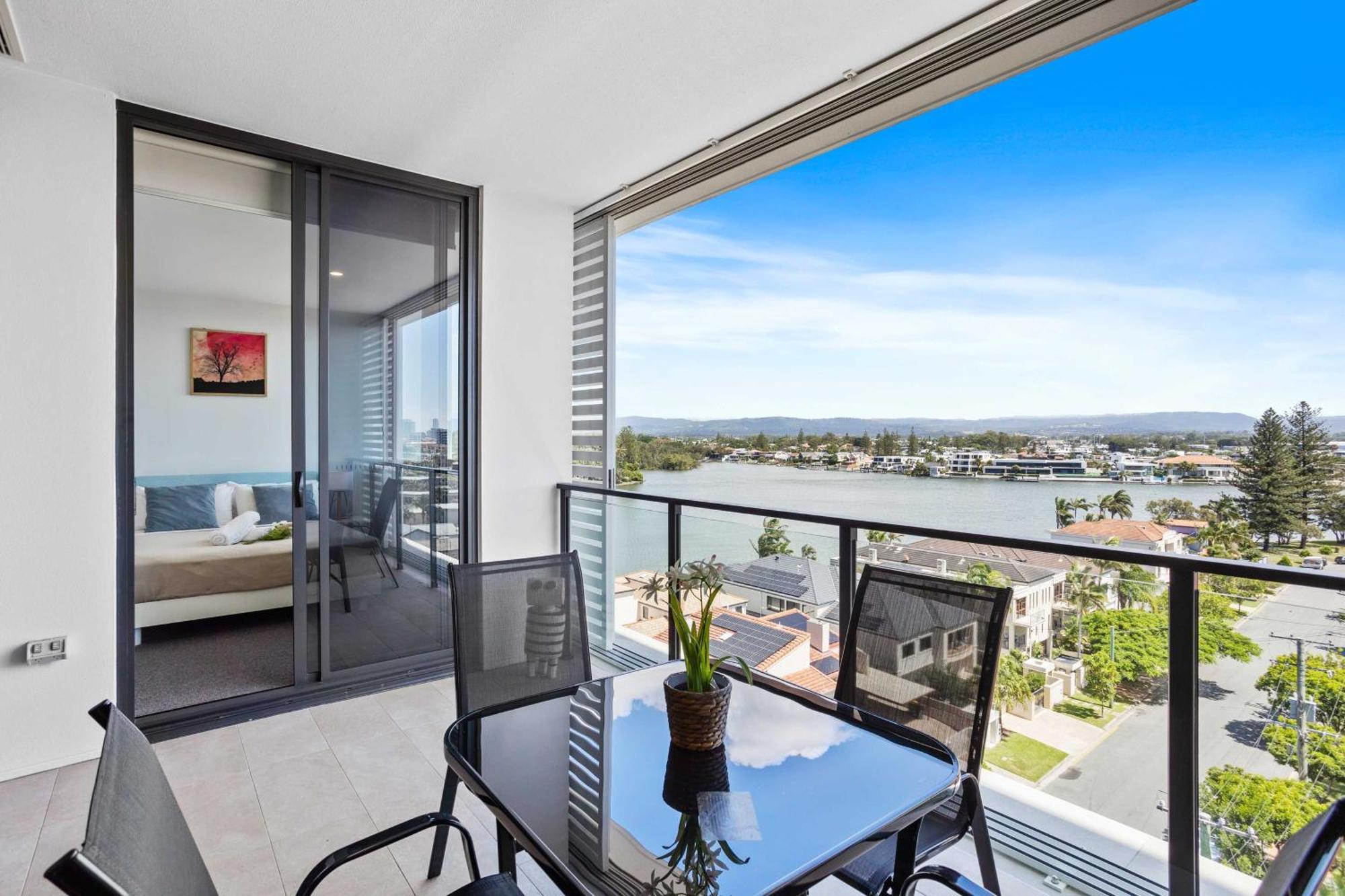 Peninsular Gold Coast Aparthotel Buitenkant foto