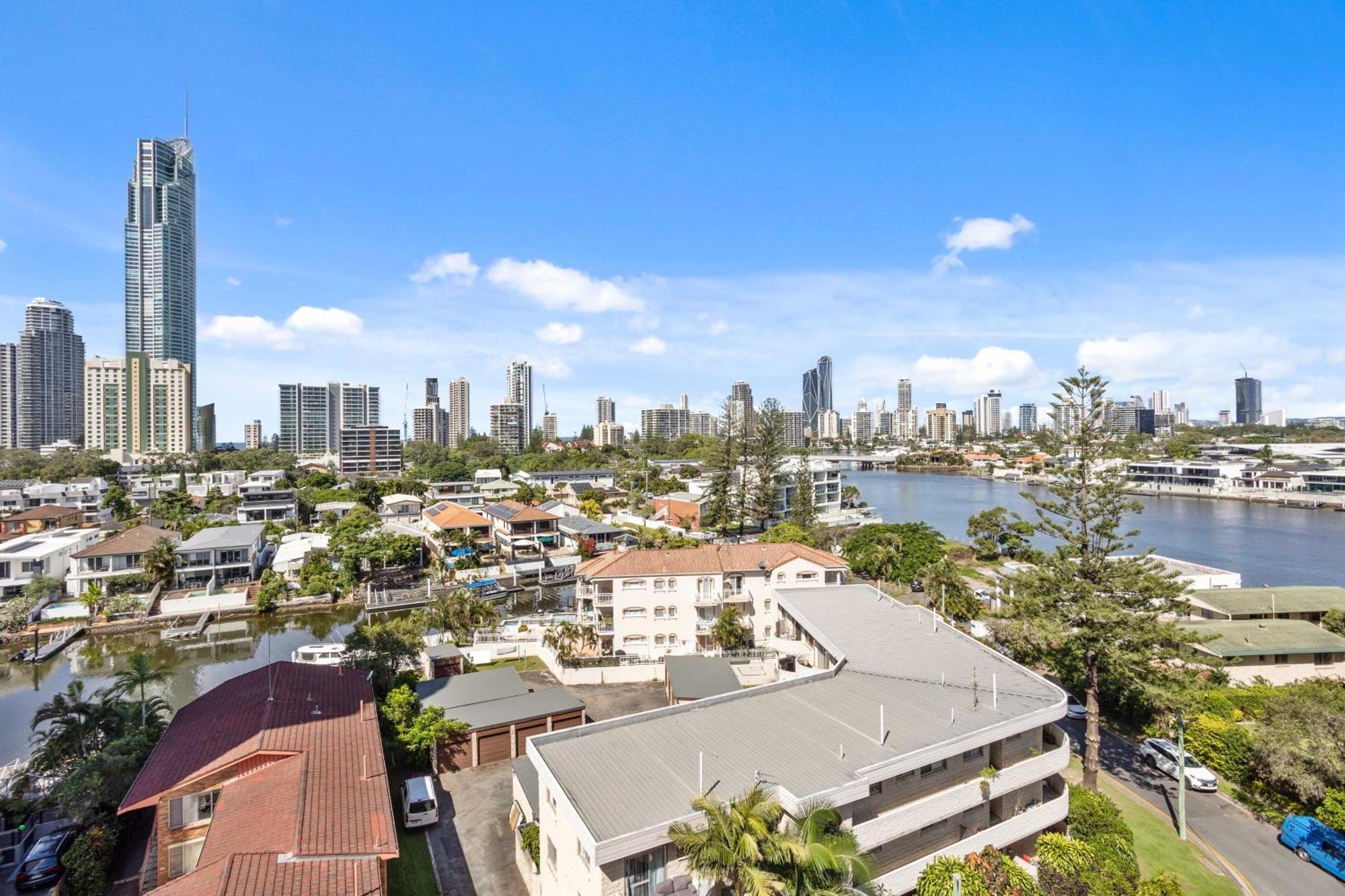 Peninsular Gold Coast Aparthotel Buitenkant foto