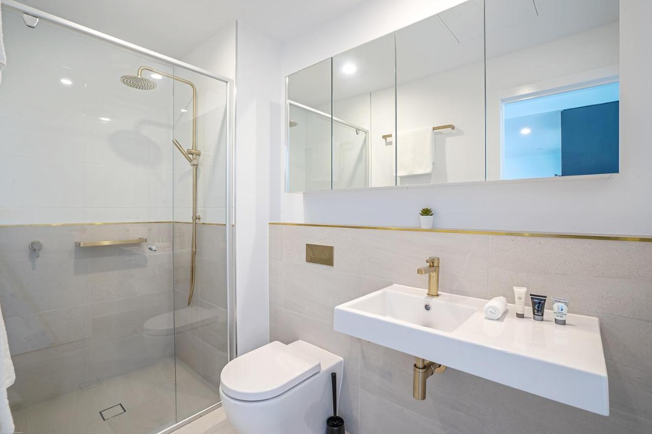 Peninsular Gold Coast Aparthotel Buitenkant foto